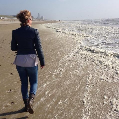 Frieda Bakker wandelen readings strand kust Noord Holland Schoorl