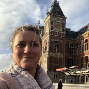 Frieda Bakker Amsterdam Centraal station Readings holistisch advies voor ondernemers